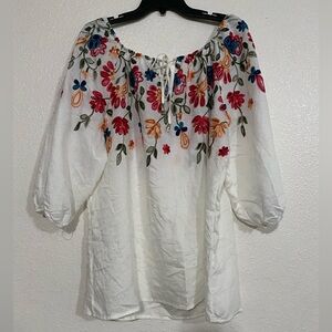 Kindred Floral Embroidered White Women's Top Size 1X
